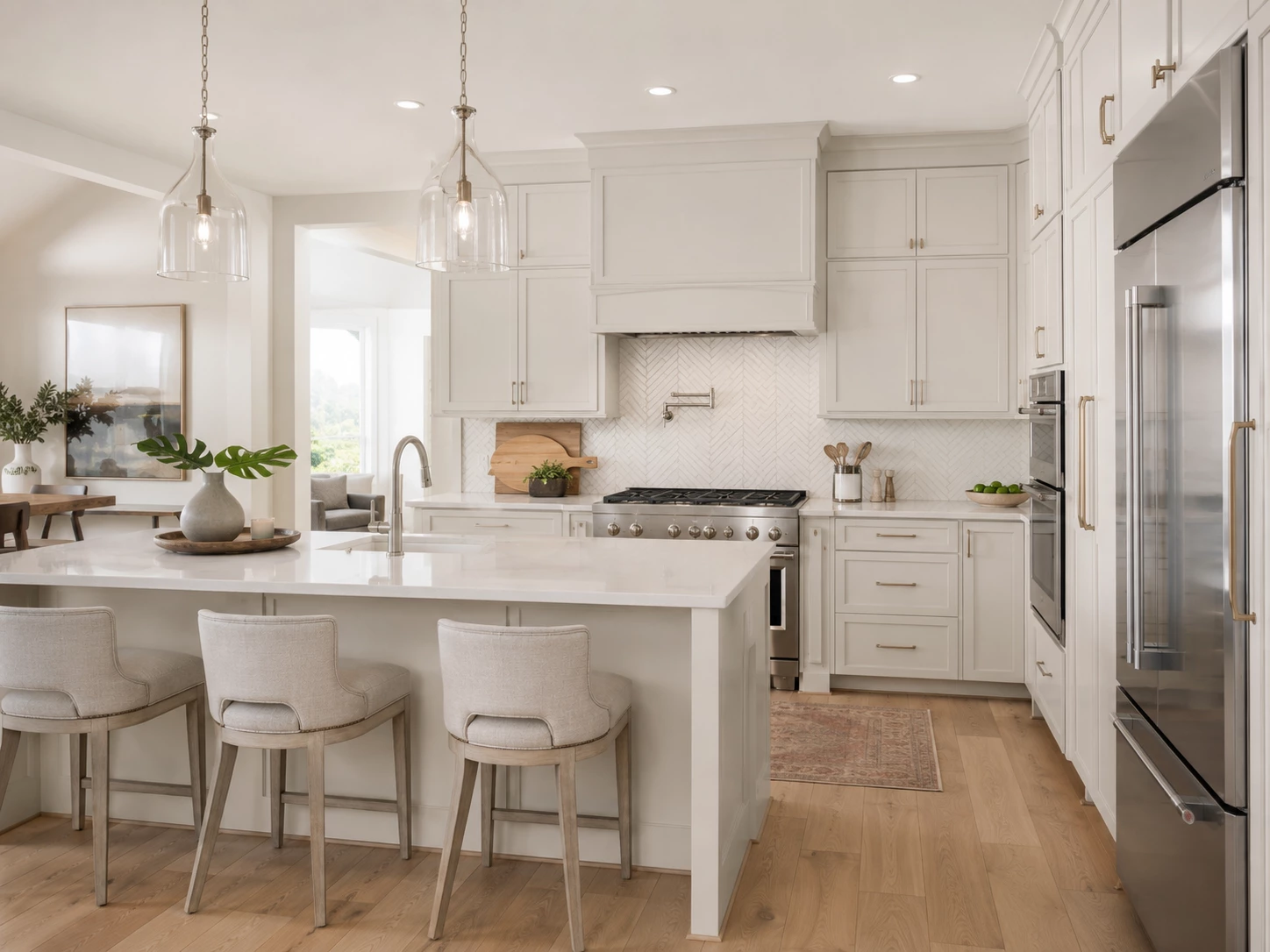 Warm white cabinet doors on Dove kitchen cabinets in Cleveland Ohio