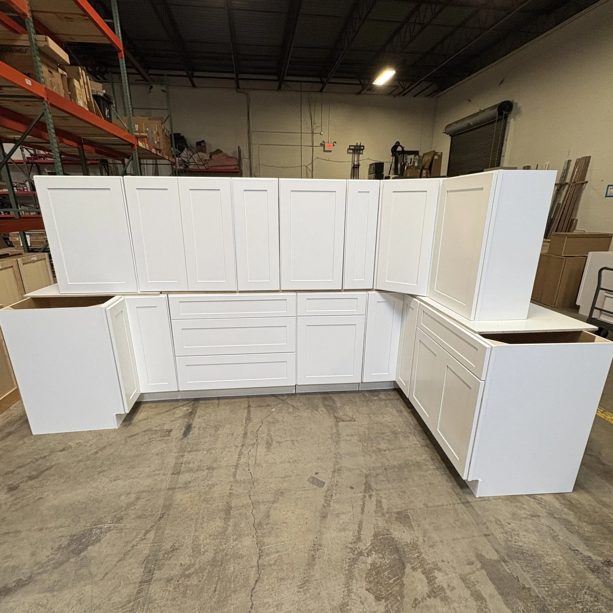 White Shaker kitchen cabinets Macedonia Ohio