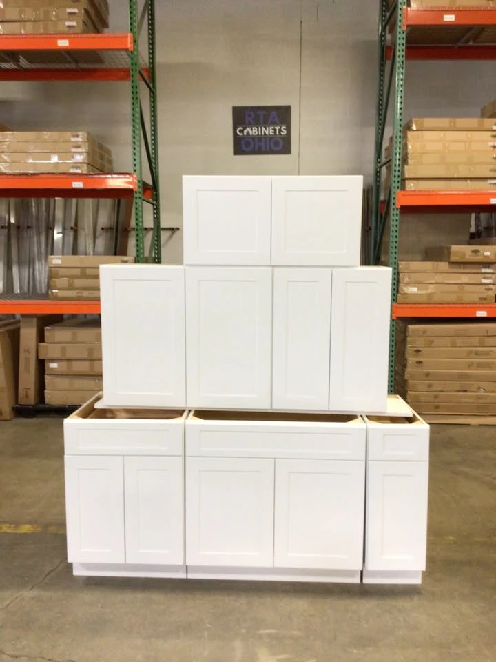 96 inch White Shaker kitchen cabinet layout design from the Cleveland warehouse