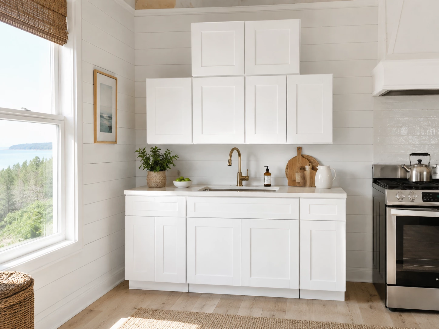 White Shaker cabinet set in a coastal style kitchen in Cleveland, Ohio